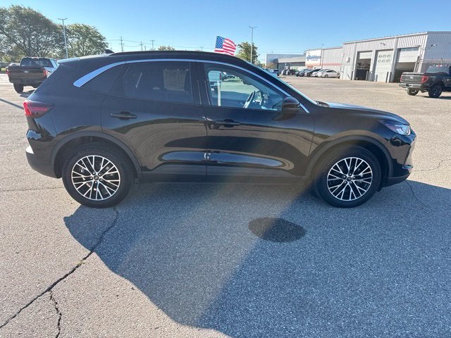 2023 Ford Escape Plug-In Hybrid Base