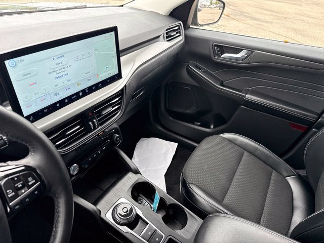 2025 Ford Escape Plug-In Hybrid Base