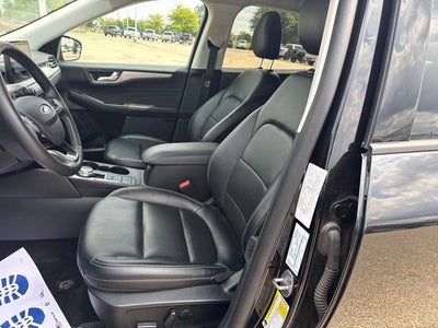 2022 Ford Escape Hybrid SEL