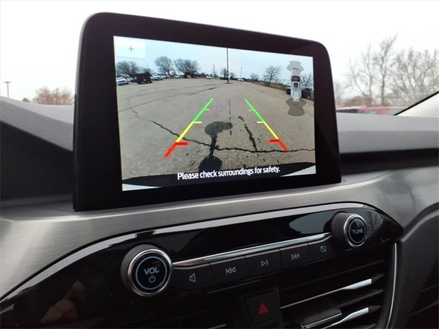 2022 Ford Escape Hybrid Titanium