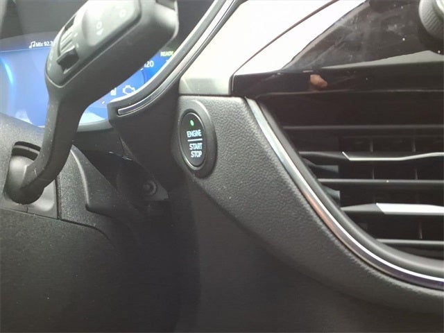 2022 Ford Escape Hybrid Titanium