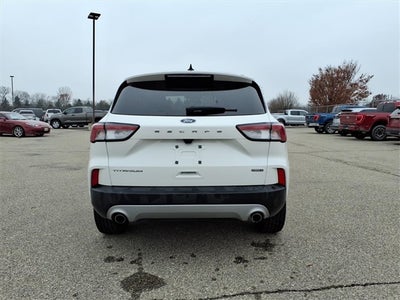2022 Ford Escape Hybrid Titanium