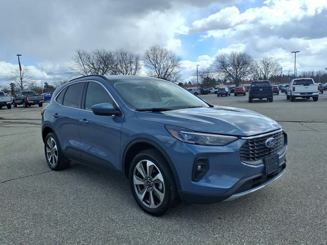 2025 Ford Escape Platinum