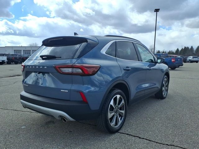2025 Ford Escape Platinum