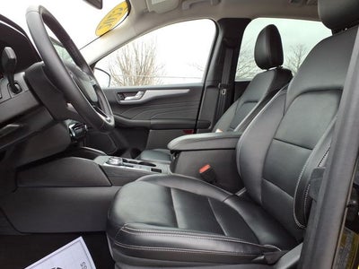 2025 Ford Escape Platinum