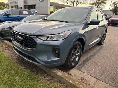 2023 Ford Escape Hybrid ST-Line Select
