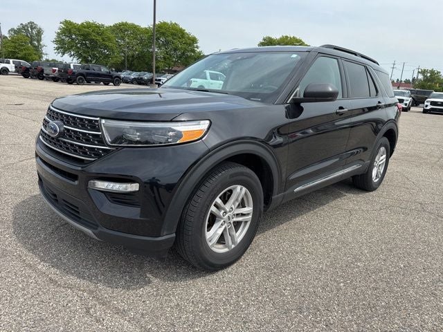 2024 Ford Explorer XLT 4WD's photo