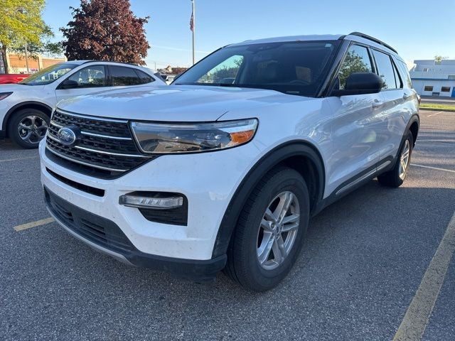 2021 Ford Explorer XLT 4WD's photo