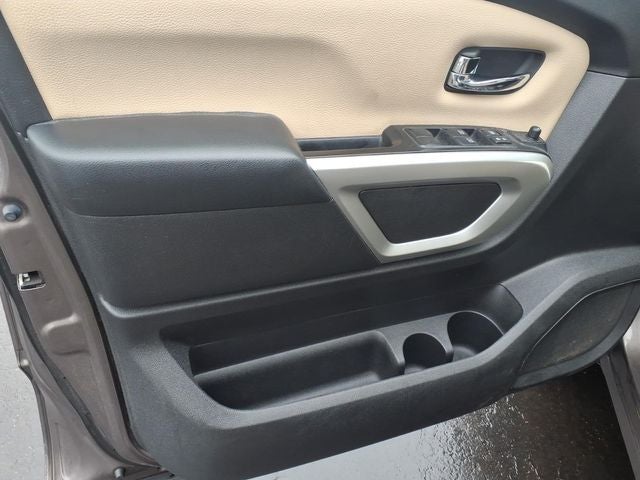 2018 Nissan Titan SV