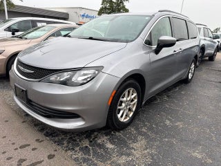 2020 Chrysler Voyager LXI