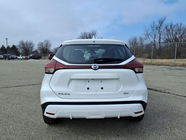 2021 Nissan Kicks SV