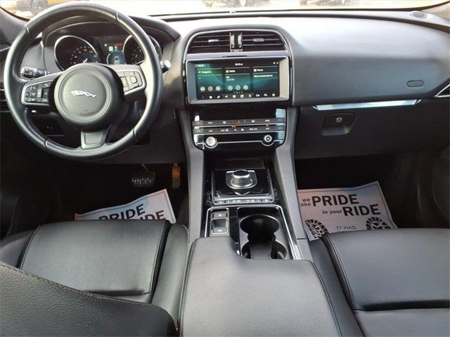 2020 Jaguar F-PACE 25t Premium