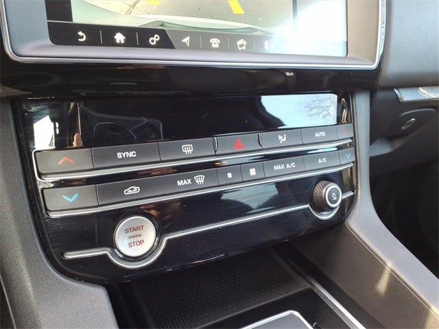 2020 Jaguar F-PACE 25t Premium