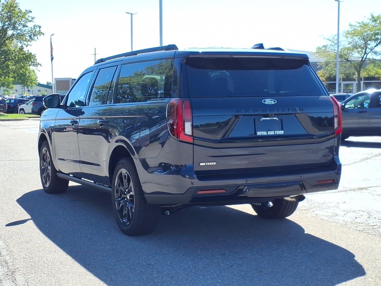2027 Ford Expedition MAX Platinum