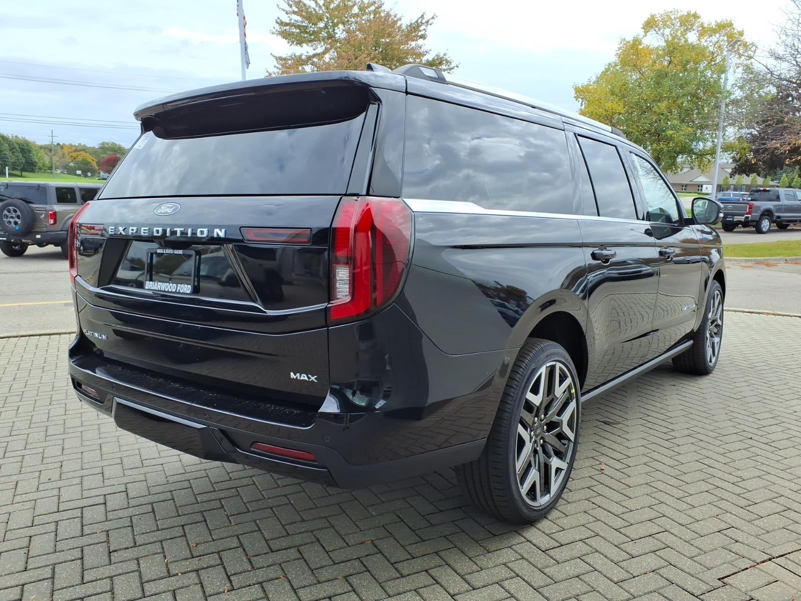 2027 Ford Expedition MAX Platinum