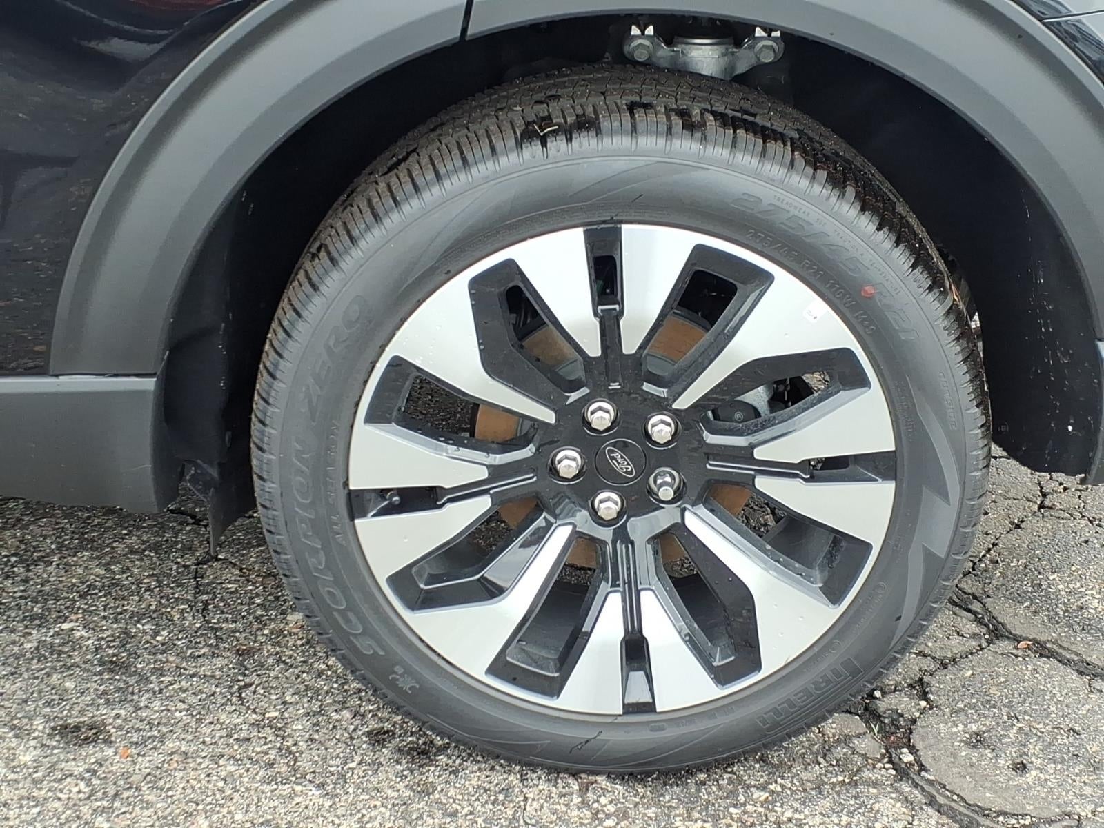 2026 Ford Explorer Platinum™