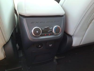 2026 Ford Explorer Platinum™