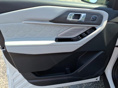 2026 Ford Explorer Platinum™