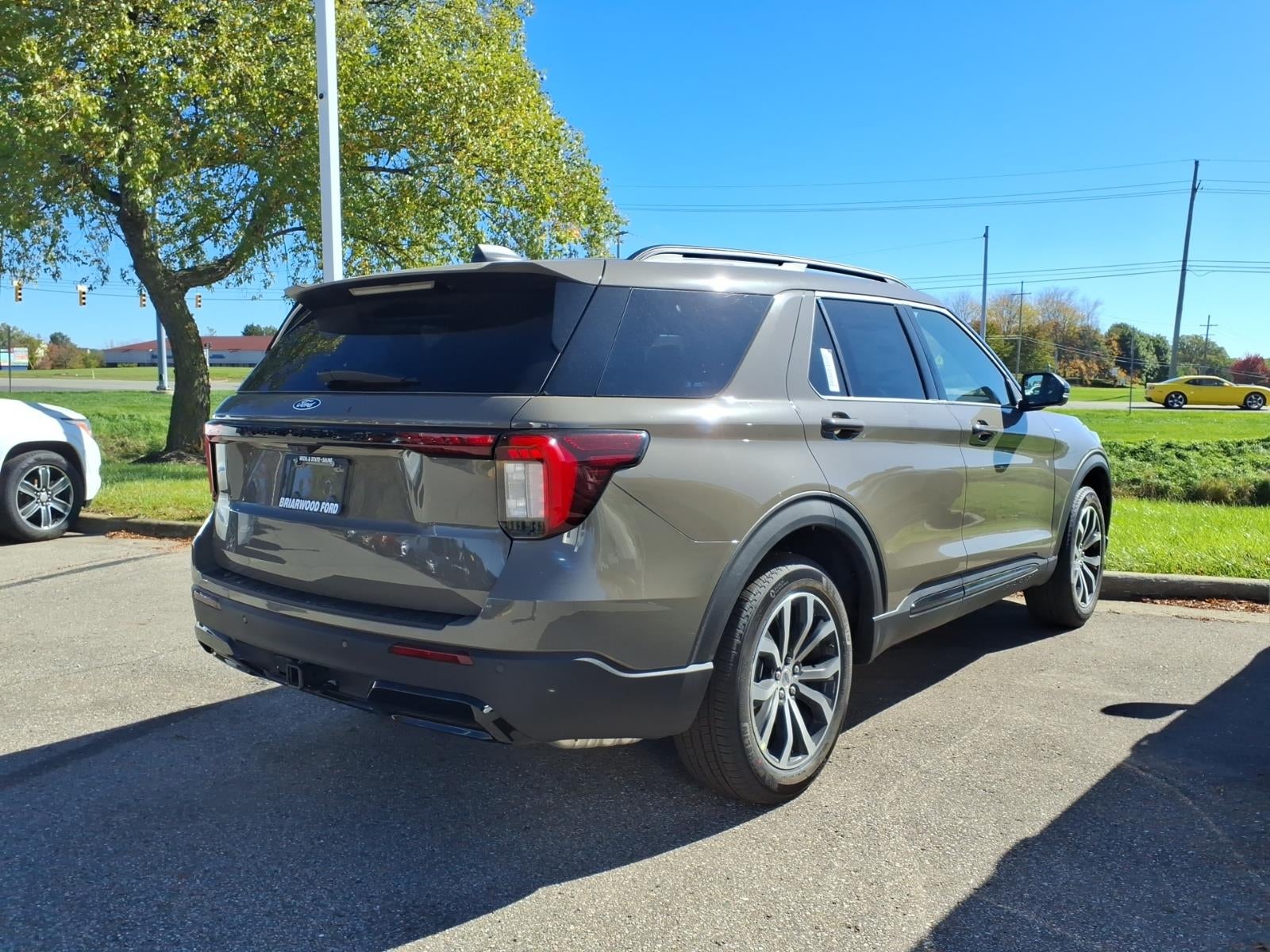 2027 Ford Explorer ST-Line