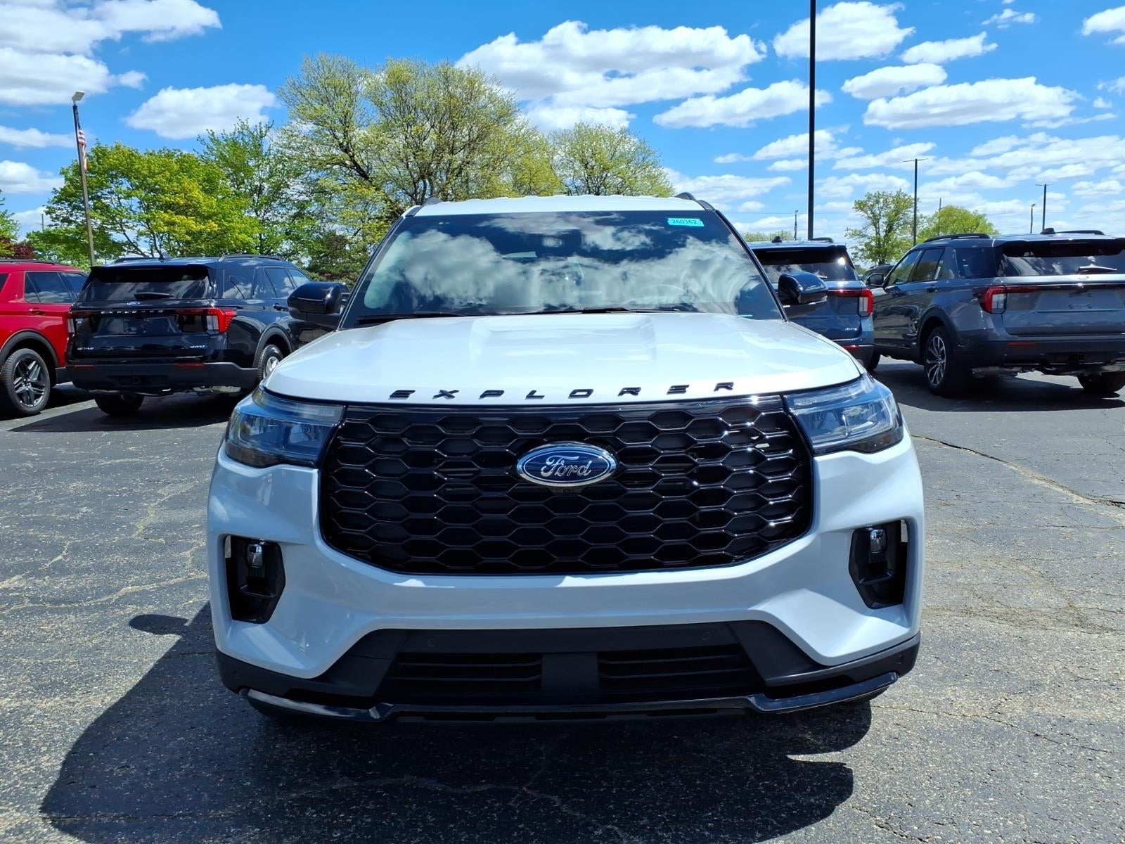 2026 Ford Explorer ST-Line