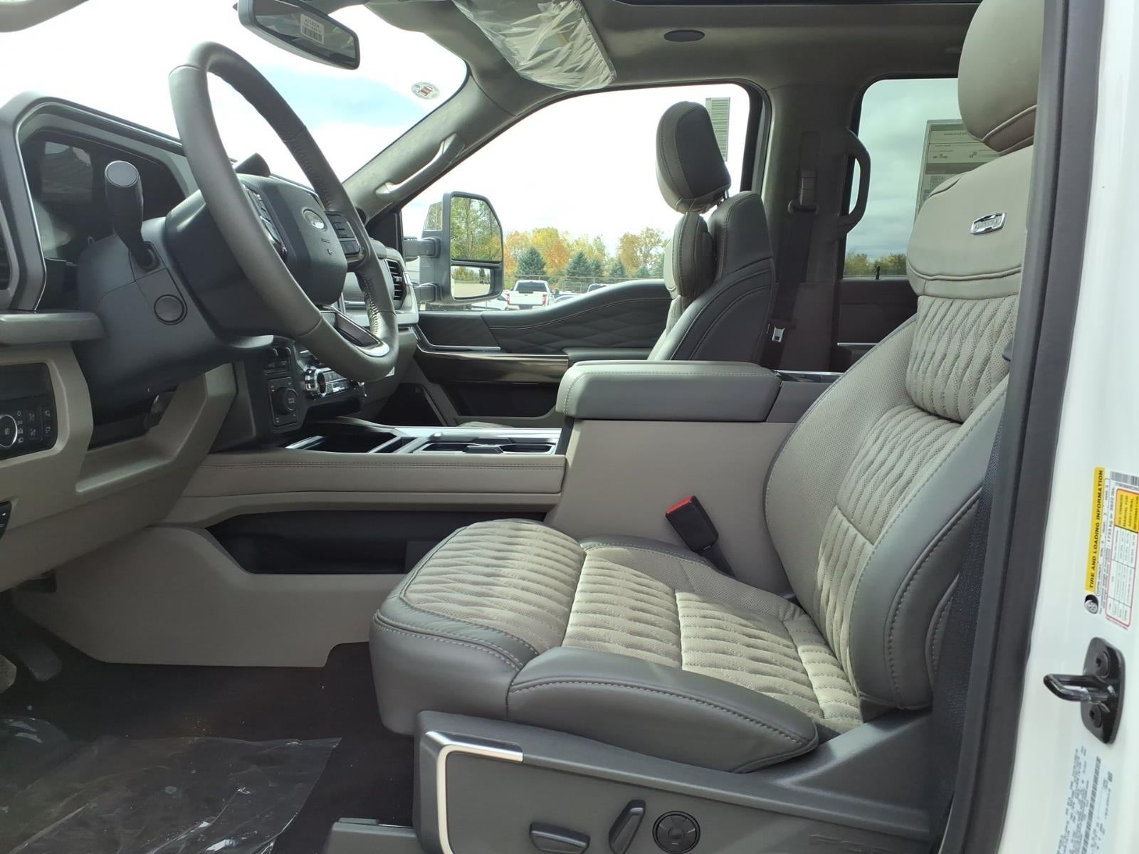 2027 Ford Super Duty F-350® Platinum®