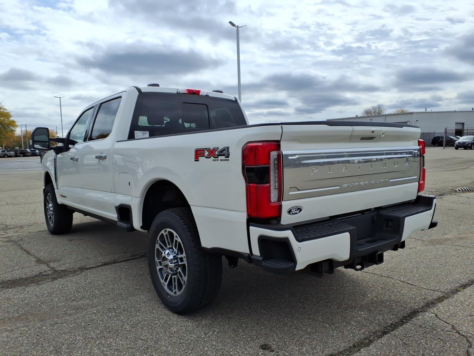 2027 Ford Super Duty F-350® Platinum®