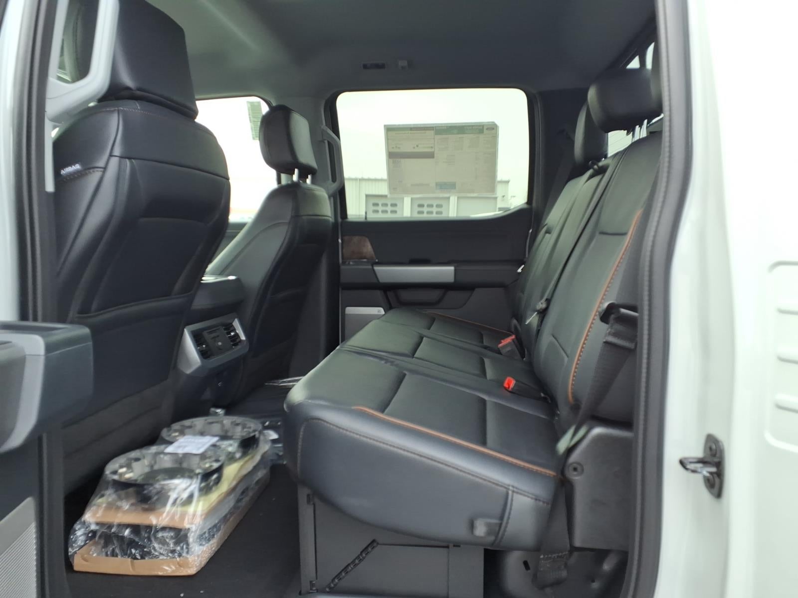 2026 Ford Super Duty F-350® Lariat®