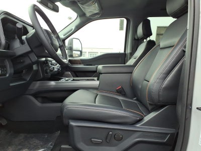 2026 Ford Super Duty F-350® Lariat®