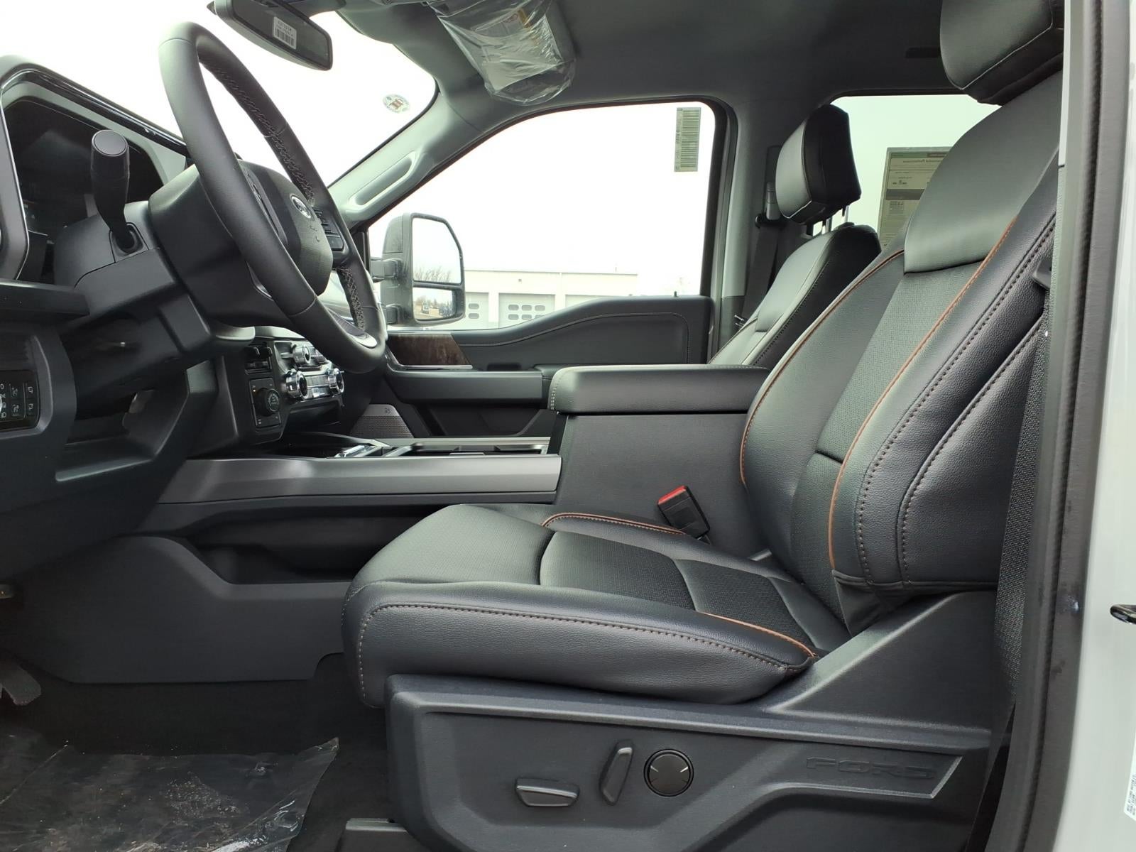 2026 Ford Super Duty F-350® Lariat®