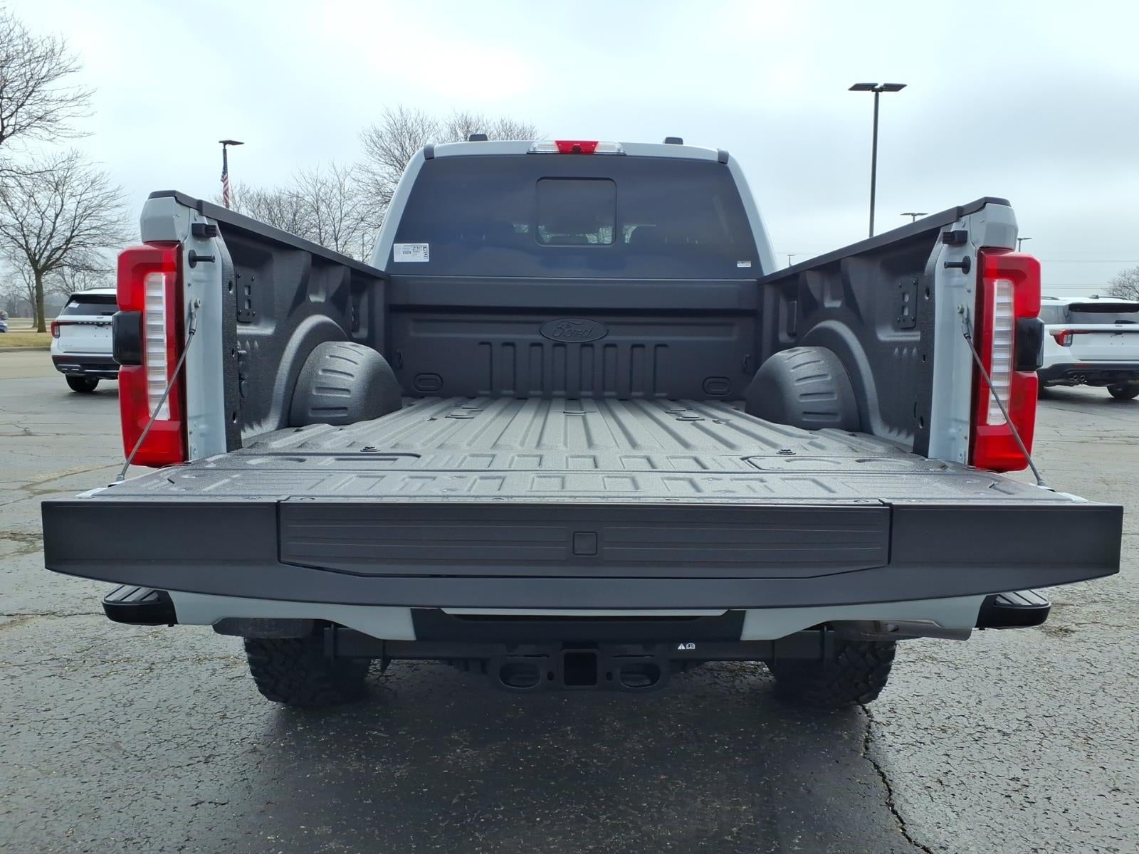 2026 Ford Super Duty F-350® Lariat®