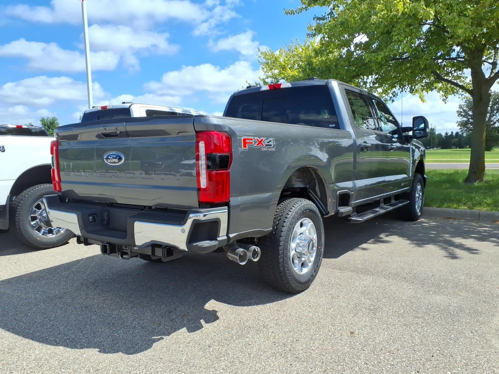 2026 Ford Super Duty F-350® XLT