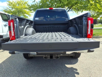 2026 Ford Super Duty F-350® XLT