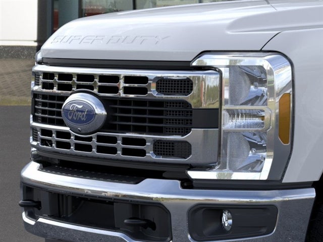 2026 Ford Super Duty F-350® XLT