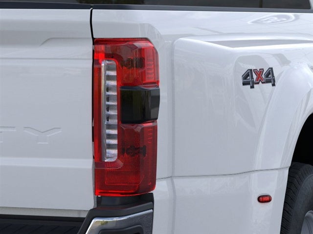 2026 Ford Super Duty F-350® XLT