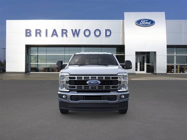 2026 Ford Super Duty F-350® XLT