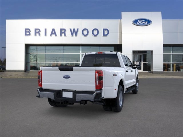 2026 Ford Super Duty F-350® XLT