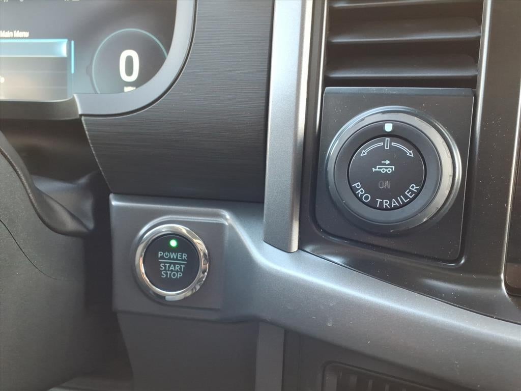 2025 Ford F-150 Lightning XLT